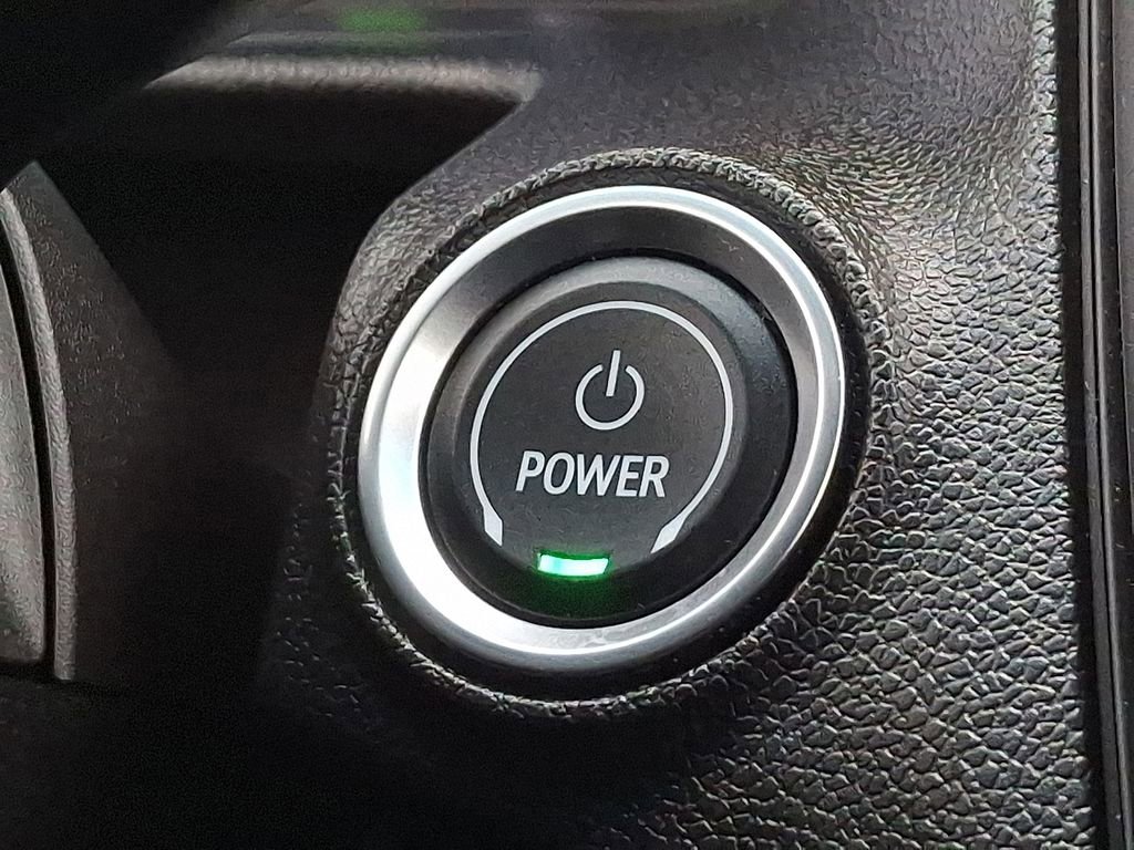 Certified 2023 Chevrolet Bolt LT w/ Infotainment Package image 29