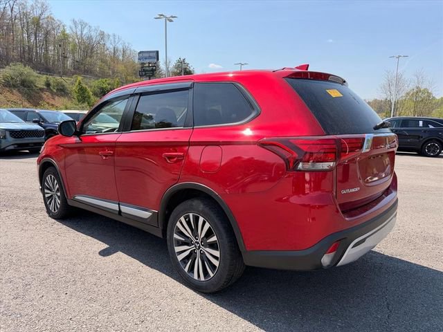 Used 2020 Mitsubishi Outlander AWD image 5