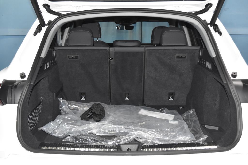 Certified 2025 Audi Q5 Premium w/ Convenience Package image 25