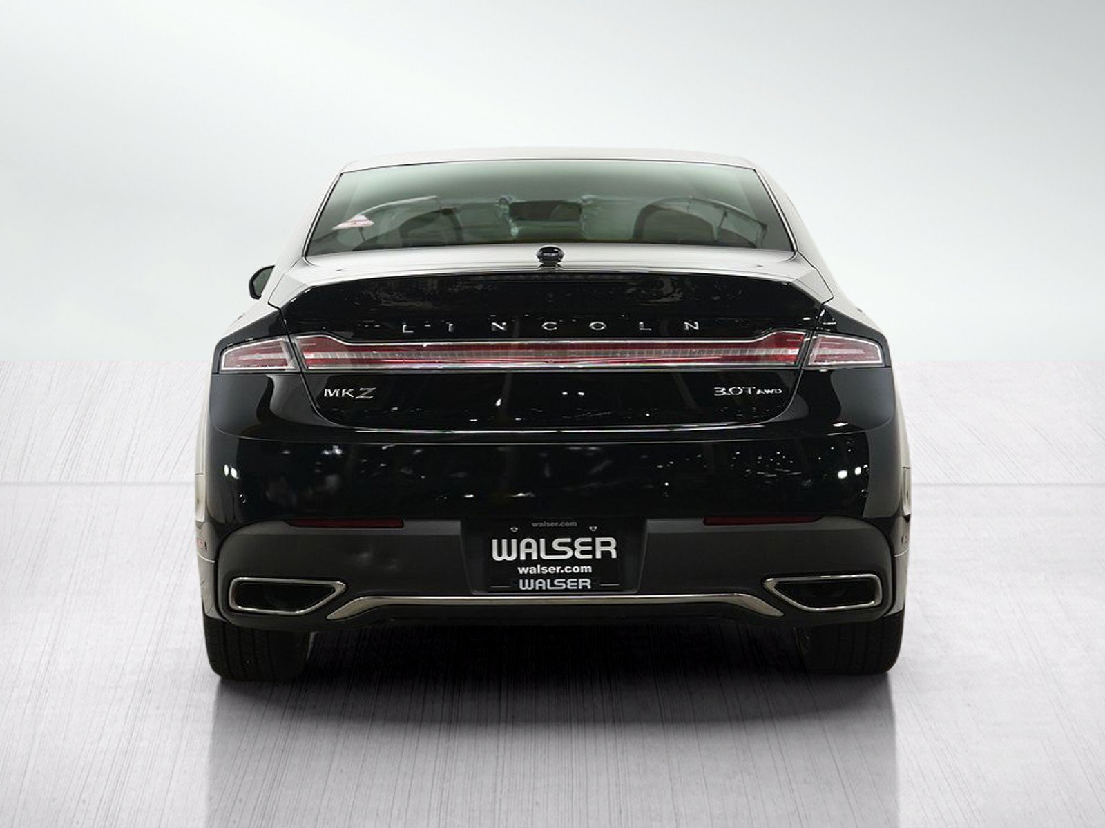 Used 2017 Lincoln MKZ Reserve w/ Technology Package AWD/4WD image 4