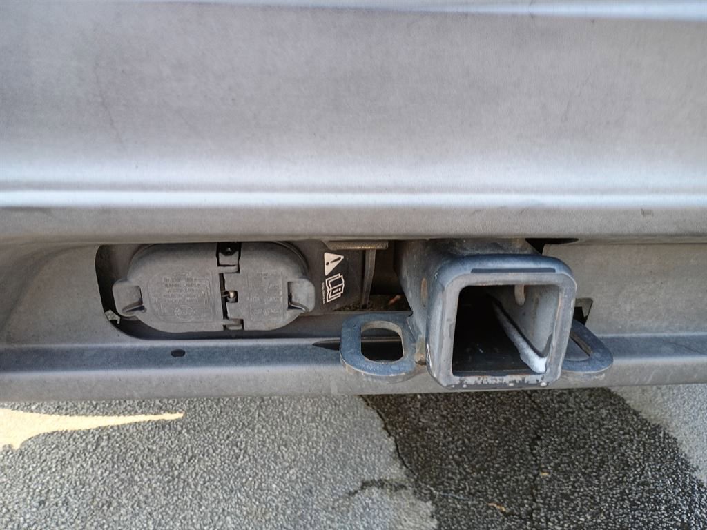 Used 2020 Ford Explorer ST image 4