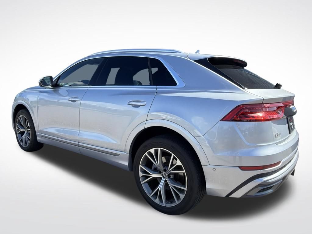 Used 2021 Audi Q8 Premium Plus AWD/4WD image 5