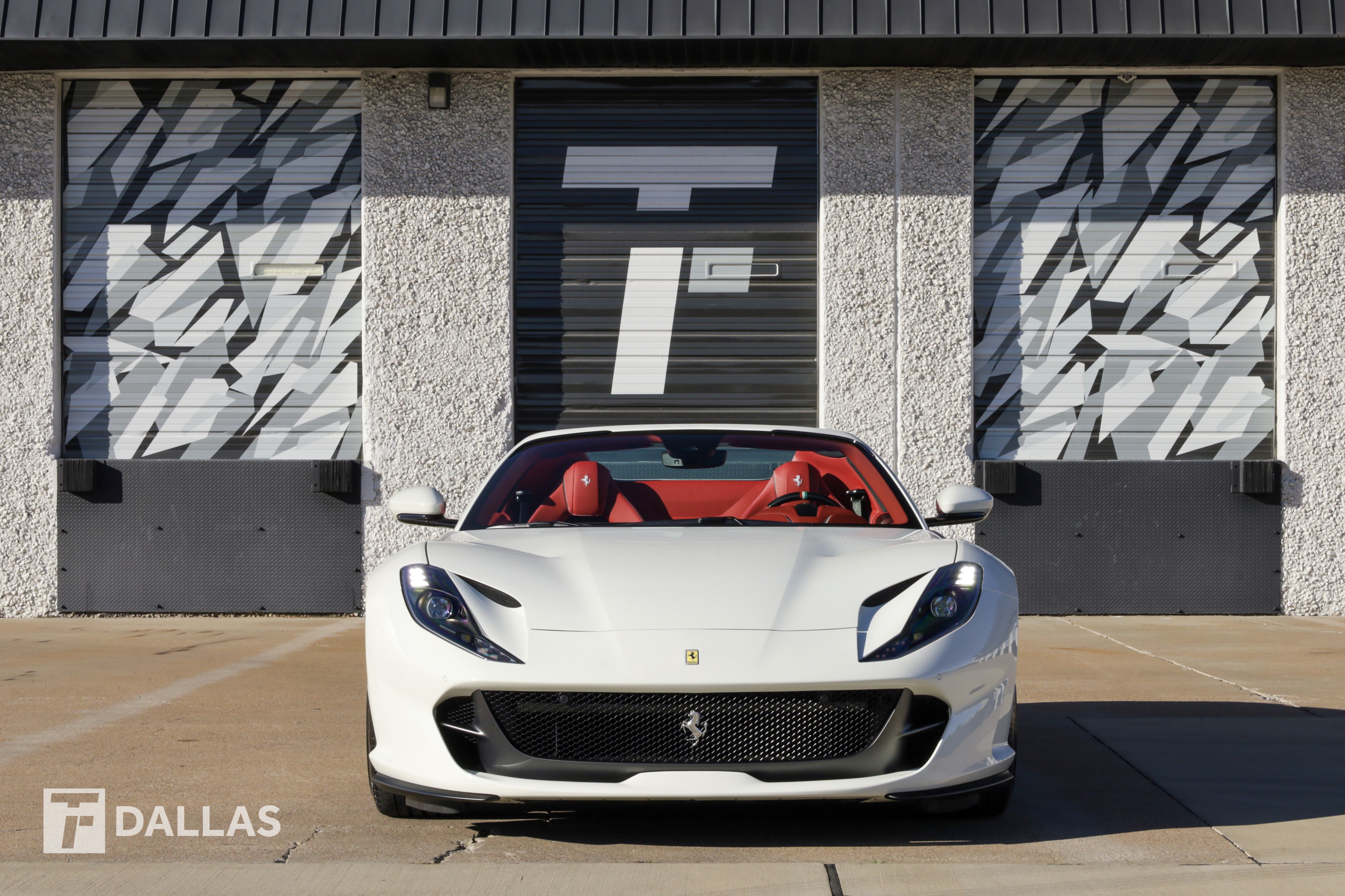 Used 2022 Ferrari 812 GTS RWD image 3