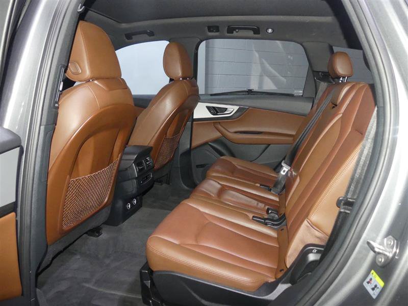 Used 2018 Audi Q7 2.0T Premium Plus w/ Premium Plus Package AWD/4WD image 27