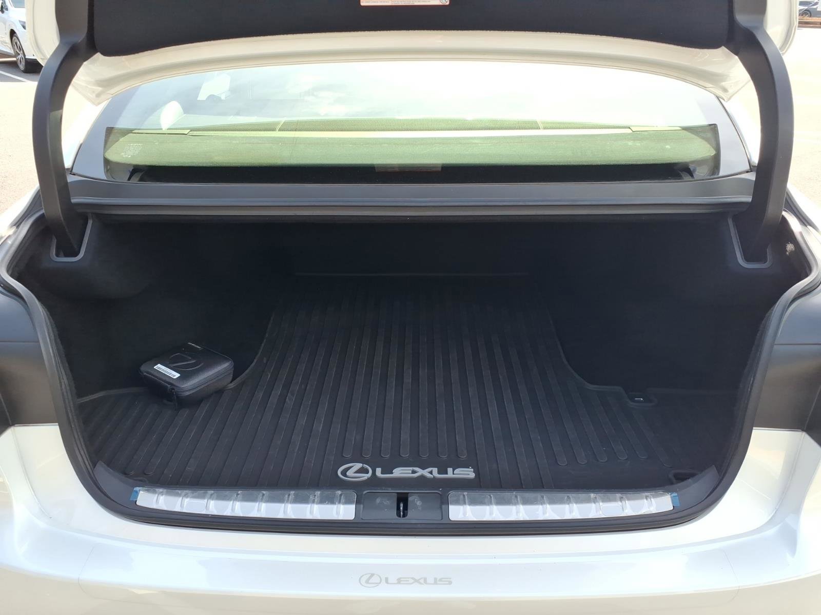 Certified 2023 Lexus LS 500 500 Base w/ Interior Upgrade Package image 18