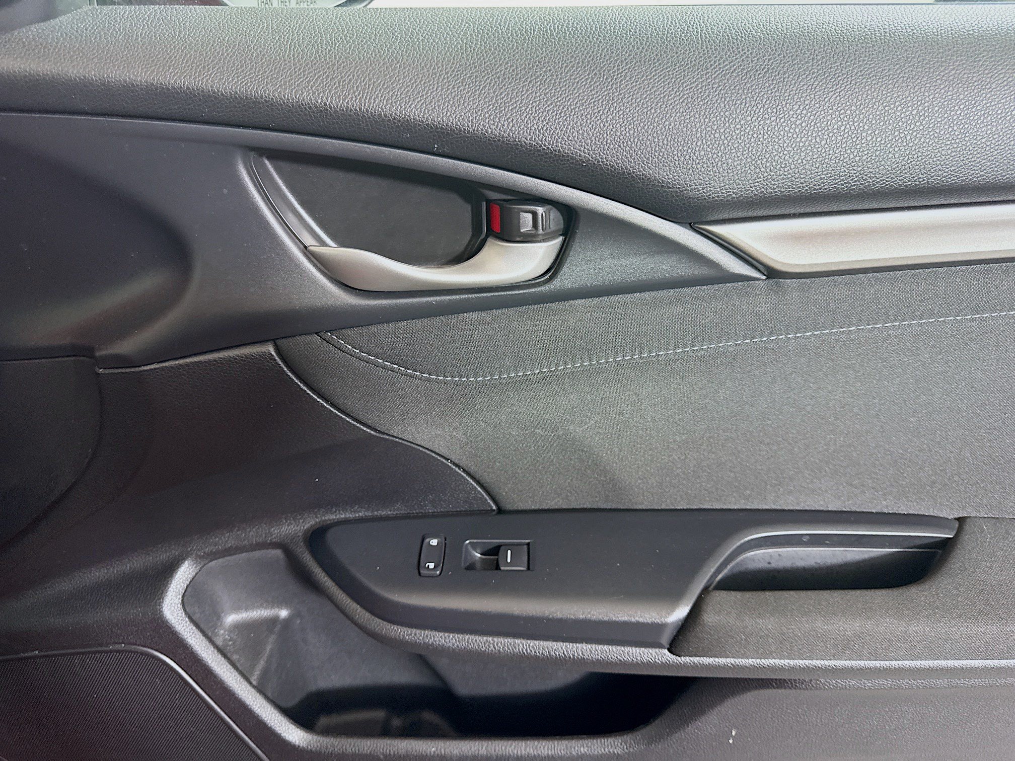Used 2019 Honda Civic EX image 31