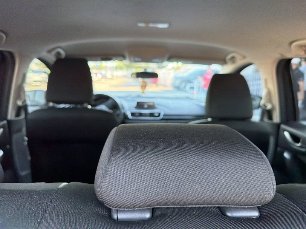 Used 2014 MAZDA MAZDA3 i Sport image 8