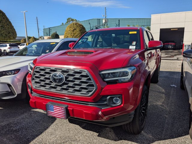 Used 2021 Toyota Tacoma TRD Sport AWD/4WD image 2