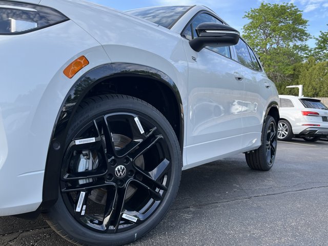 New 2026 Volkswagen Tiguan SE R-Line AWD/4WD image 23