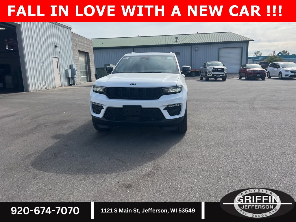 New 2025 Jeep Grand Cherokee Limited w/ Luxury Tech Group II image 5