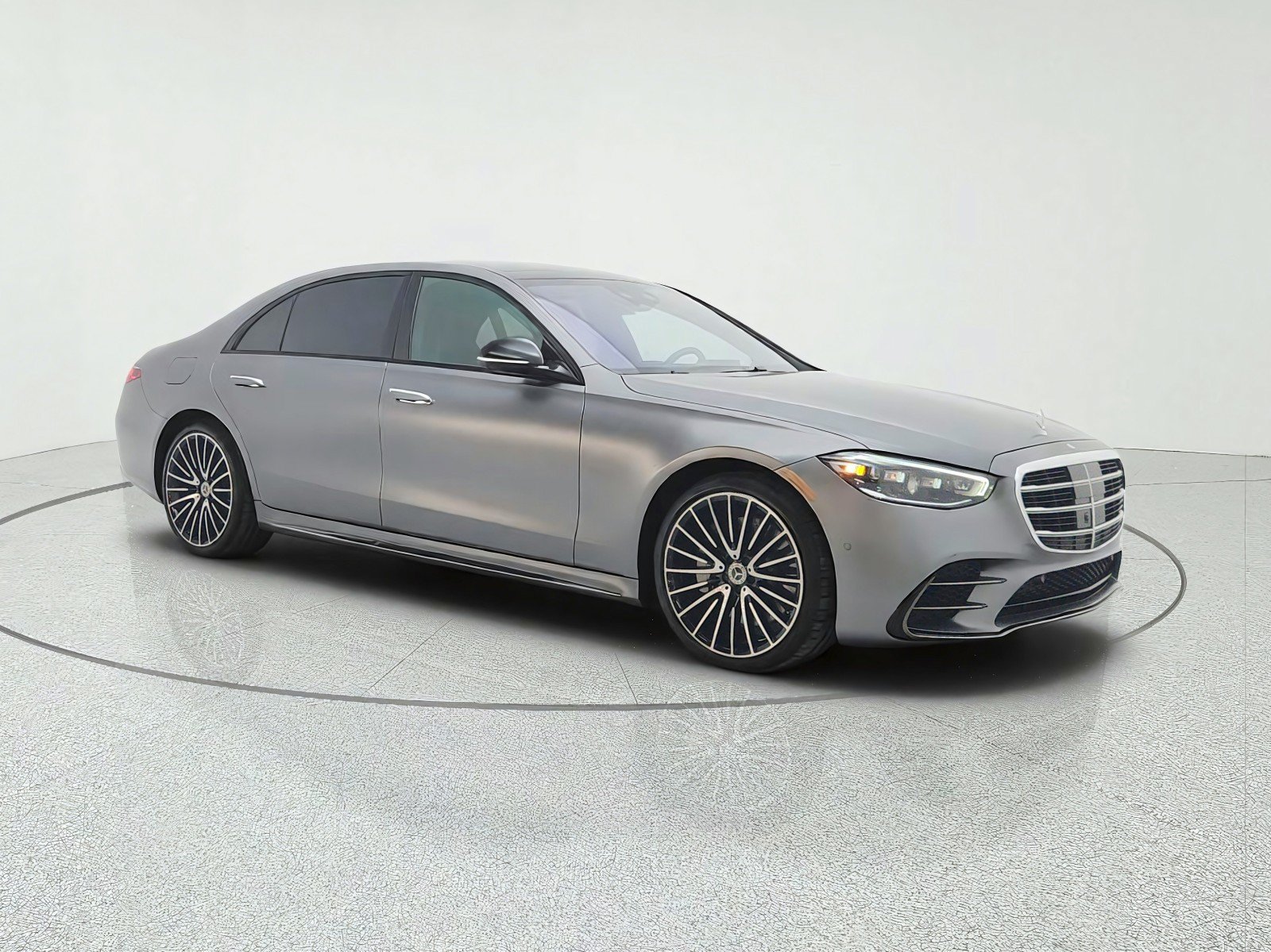Certified 2023 Mercedes-Benz S 580 4MATIC Sedan image 3