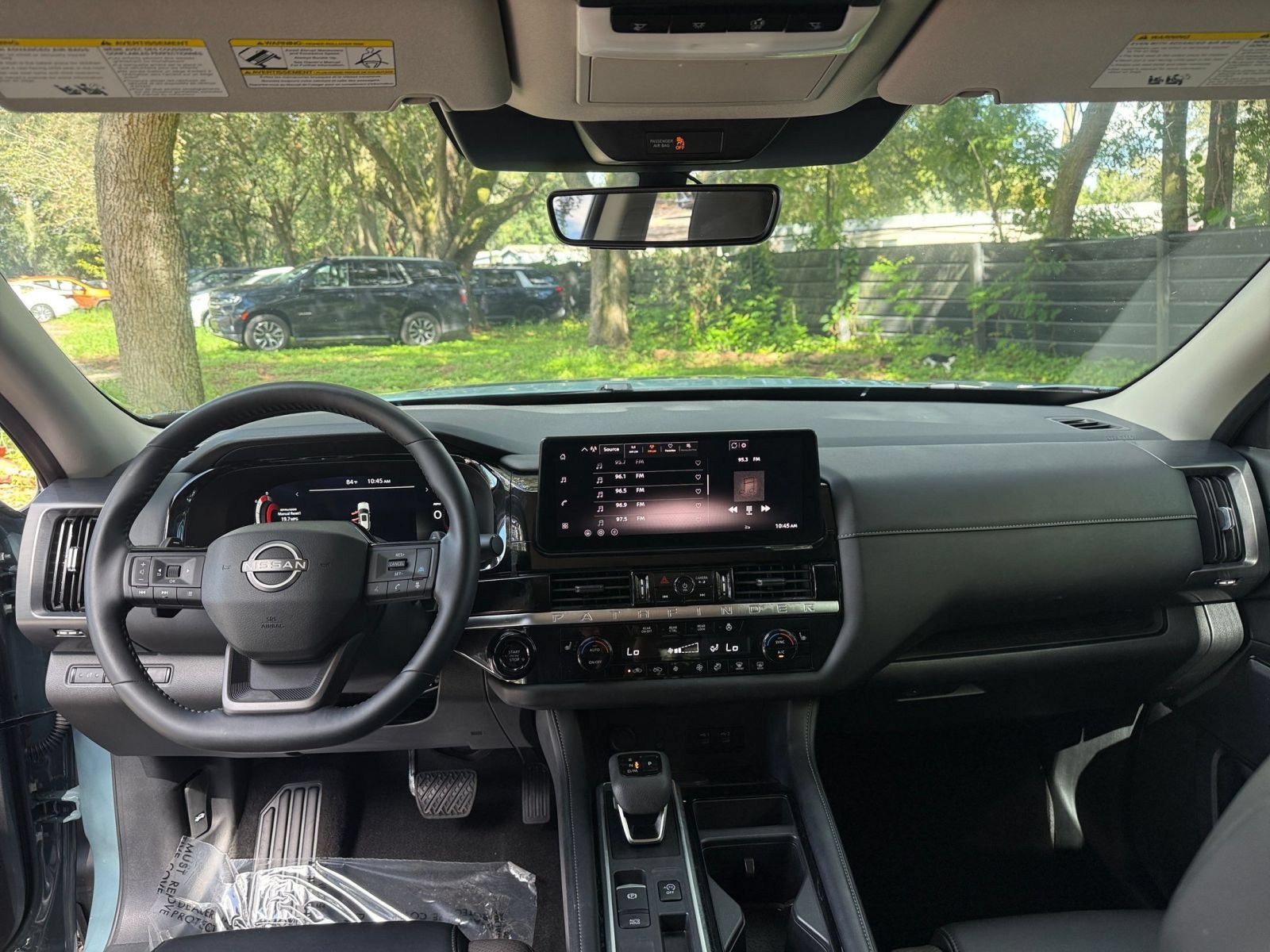 Used 2026 Nissan Pathfinder SL FWD image 32