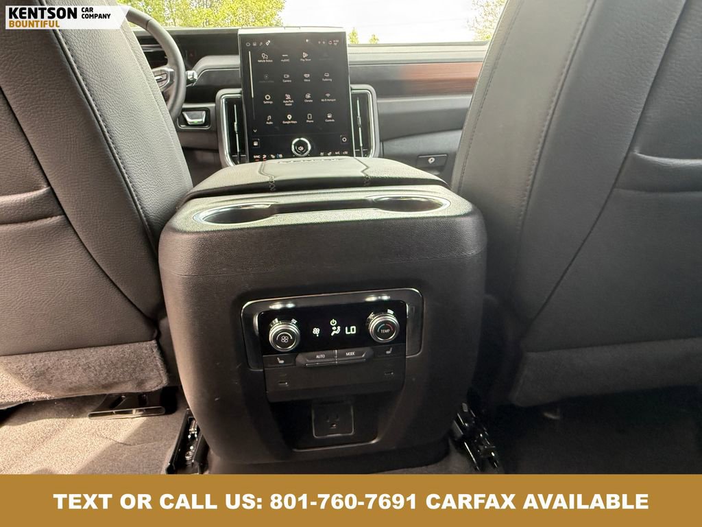 Used 2025 GMC Yukon XL Denali AWD/4WD image 34