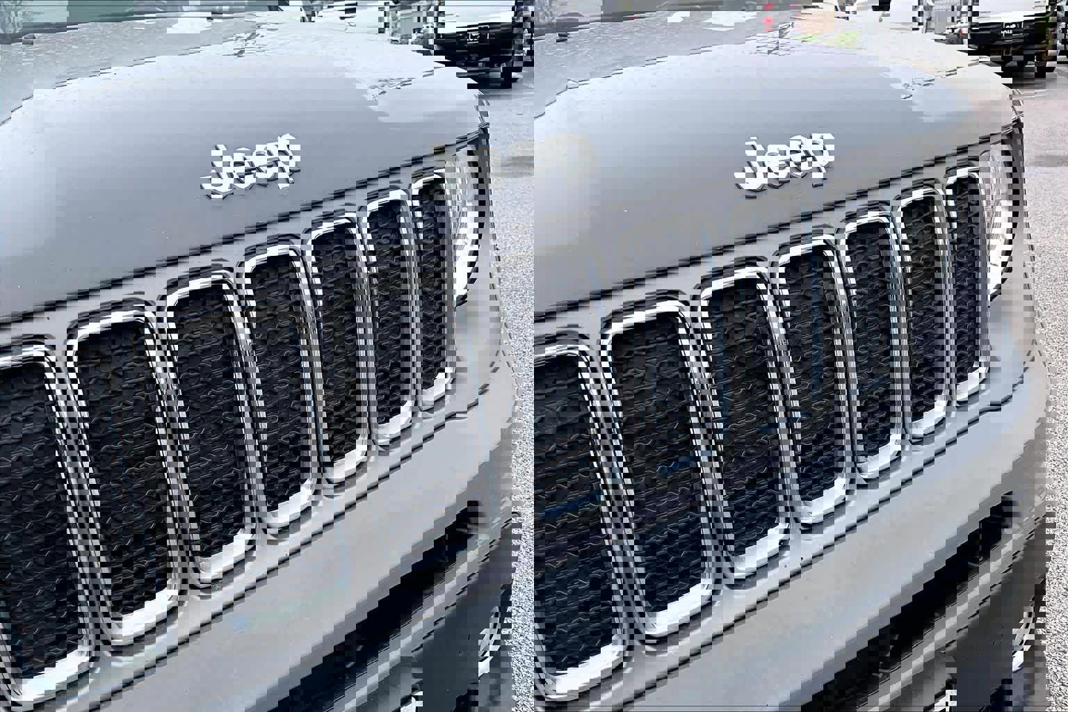 Used 2020 Jeep Renegade Limited w/ Advanced Technology Group image 29