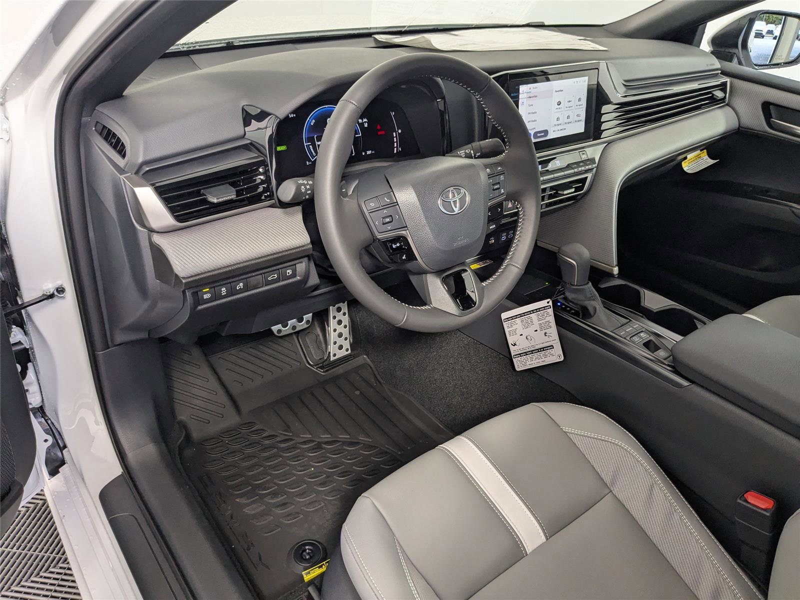 New 2026 Toyota Camry SE image 11