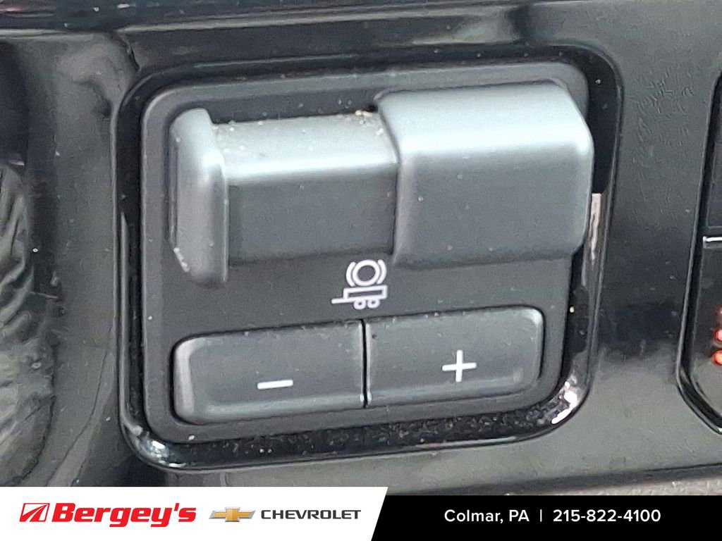 Certified 2025 Chevrolet Silverado 1500 LT AWD/4WD image 27