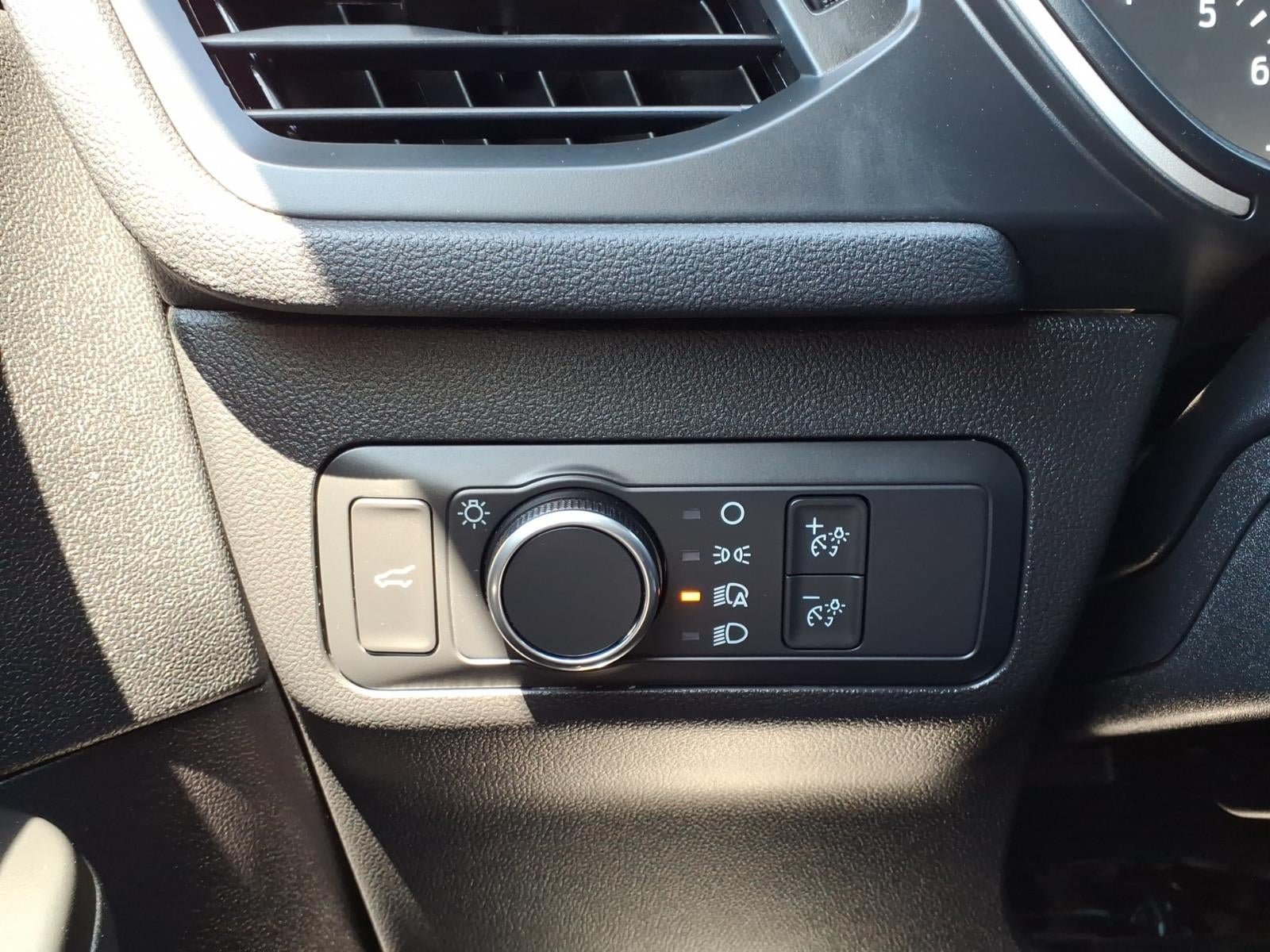 Used 2022 Ford Escape SE w/ Convenience Package FWD image 27