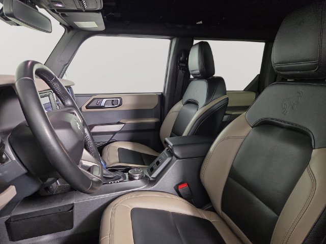 Used 2023 Ford Bronco Wildtrak AWD/4WD image 12