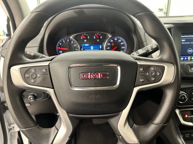 Used 2024 GMC Terrain SLE image 29