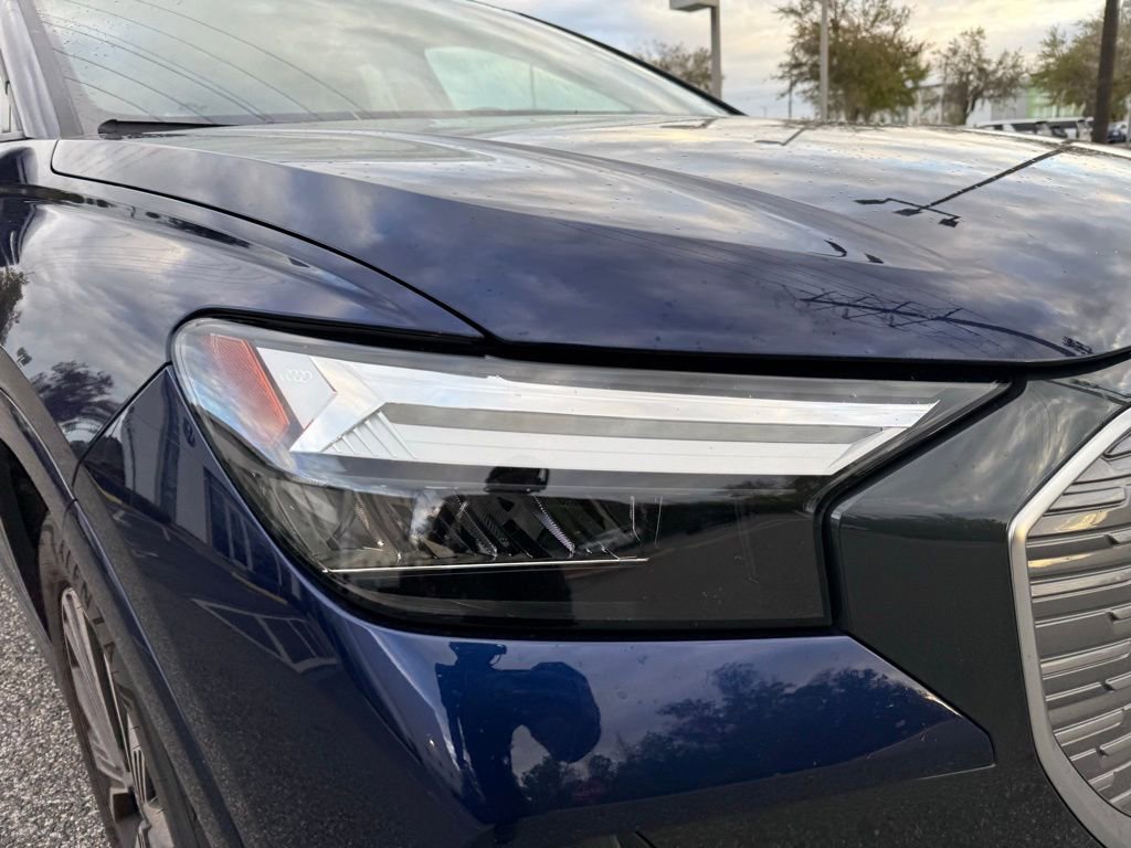 Used 2023 Audi Q4 e-tron Premium Plus w/ Premium Plus image 7