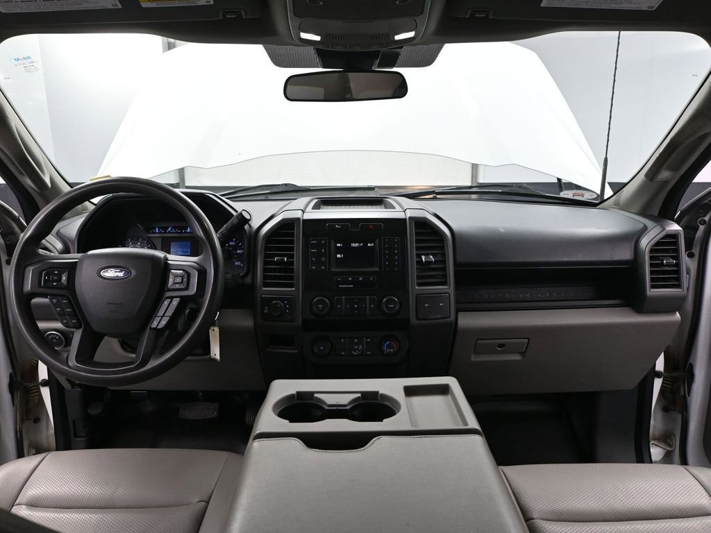 Used 2022 Ford F250 XL w/ Power Equipment Group image 27