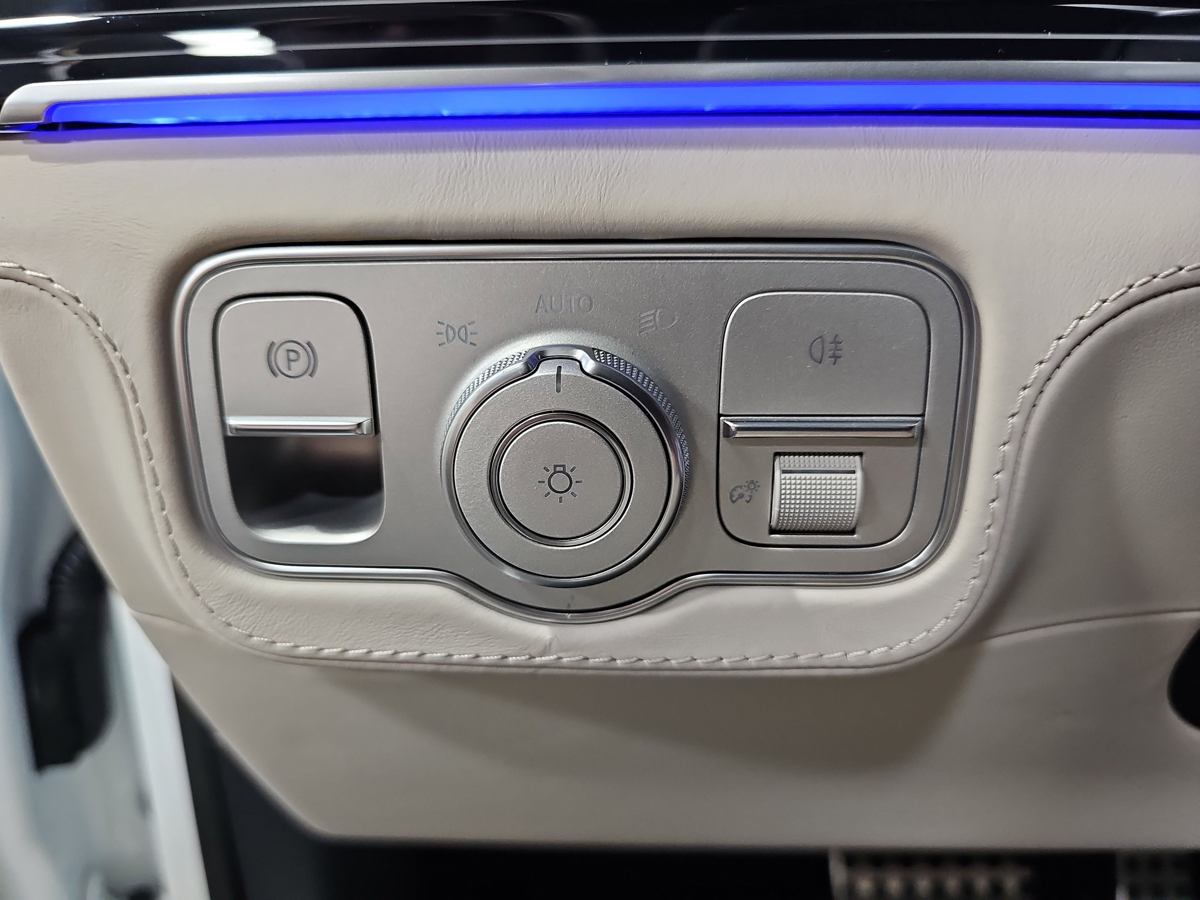 New 2026 Mercedes-Benz GLE 63 AMG S image 27