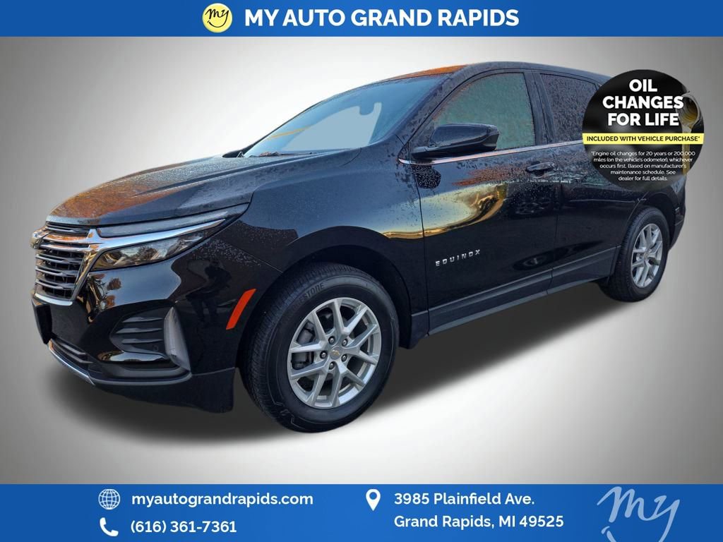 Used 2023 Chevrolet Equinox LT image 3
