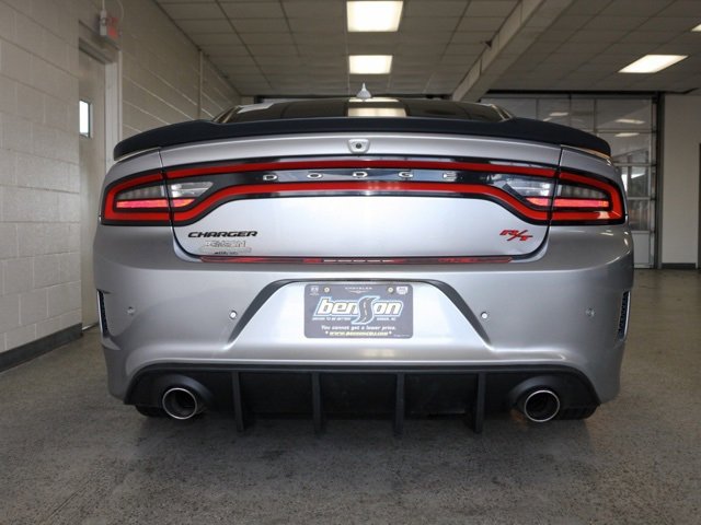 Used 2016 Dodge Charger R/T Scat Pack w/ Technology Group image 4