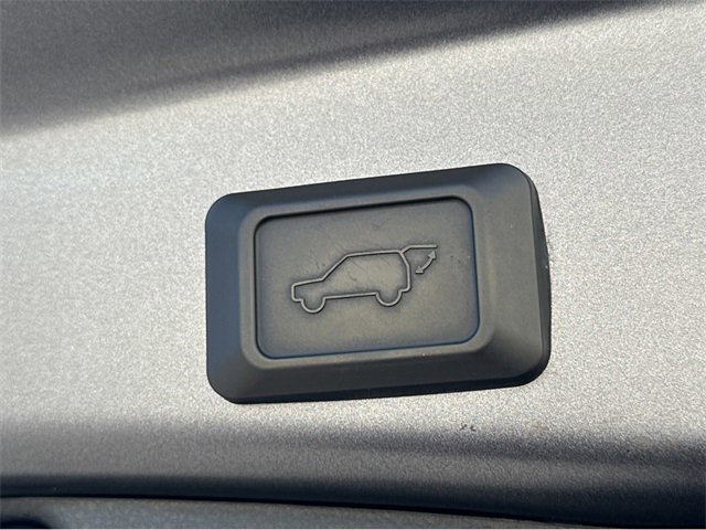 Used 2024 Toyota RAV4 XSE image 21