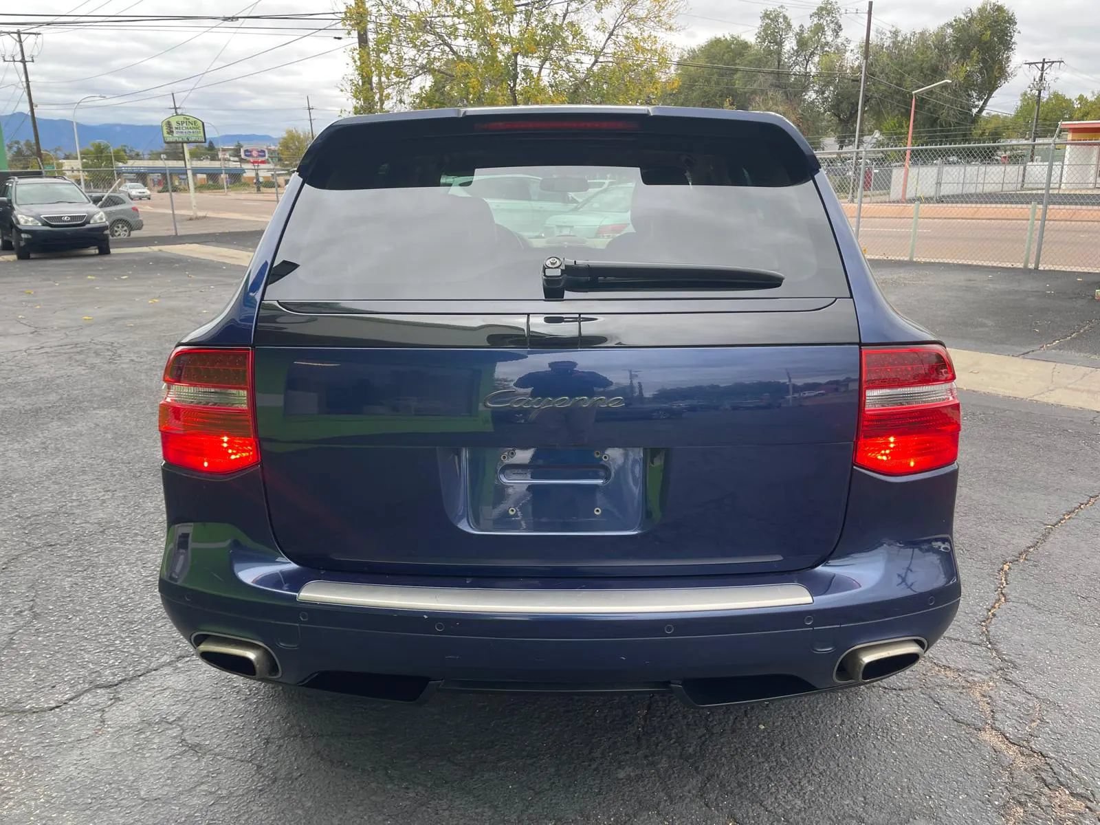 Used 2010 Porsche Cayenne AWD/4WD image 7