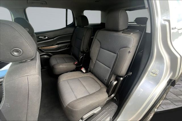 Used 2020 GMC Acadia SLE w/ Driver Convenience Package FWD image 23
