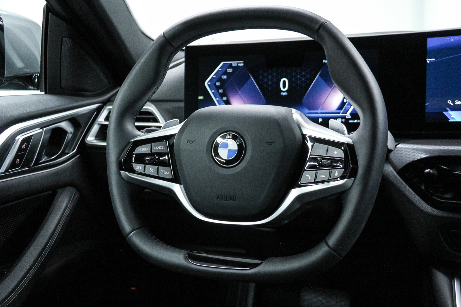 Used 2025 BMW 430i Coupe w/ Convenience Package image 16