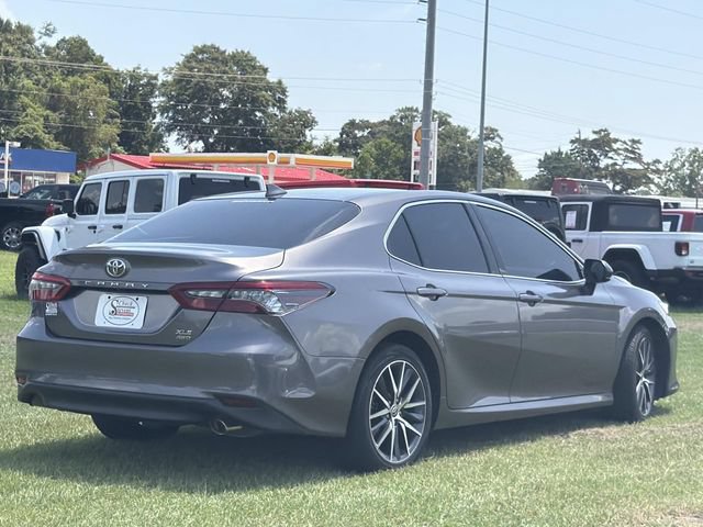 Used 2021 Toyota Camry XLE w/ Carpet Mat Package (TMS) AWD/4WD image 6
