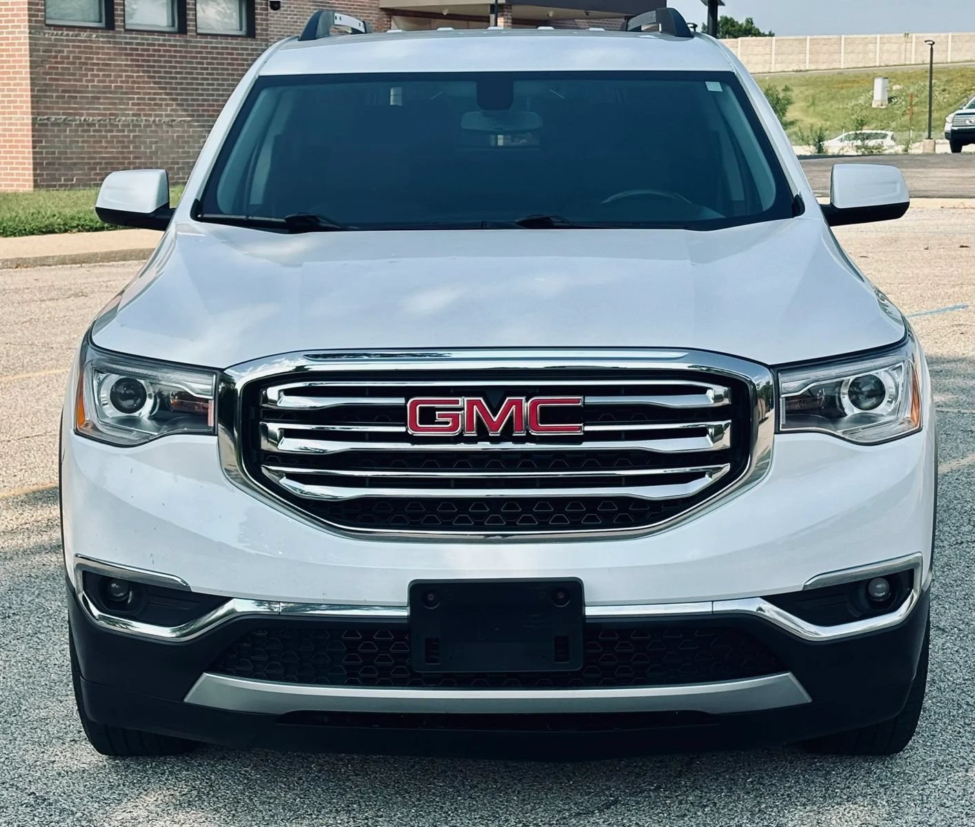 Used 2017 GMC Acadia SLE AWD/4WD image 11