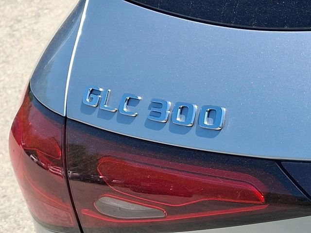 Used 2023 Mercedes-Benz GLC 300 4MATIC image 32
