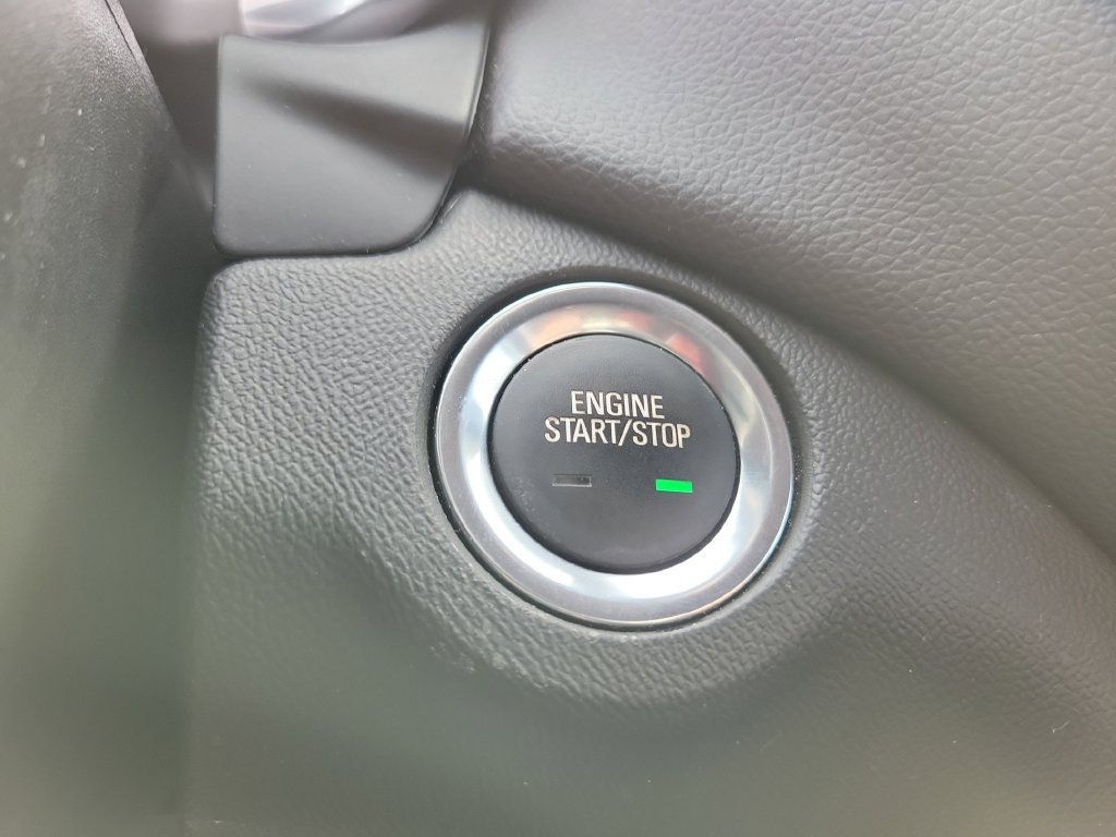 Used 2022 Chevrolet Equinox LT FWD image 36