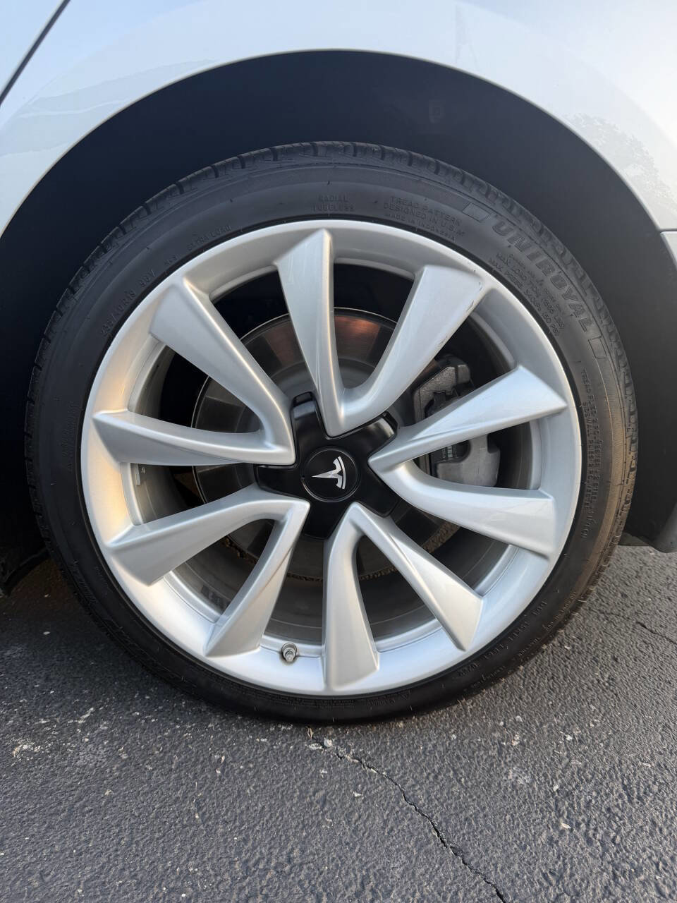 Used 2018 Tesla Model 3 Long Range RWD image 37
