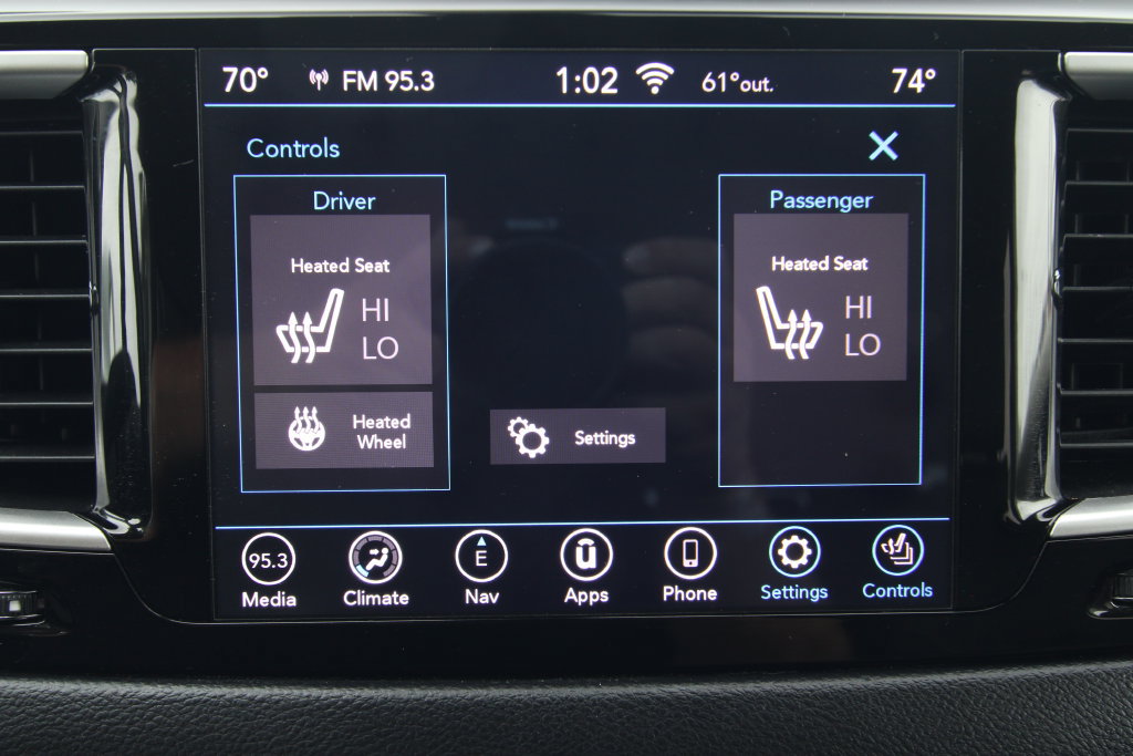 Used 2020 Chrysler Pacifica Touring-L Plus FWD image 13