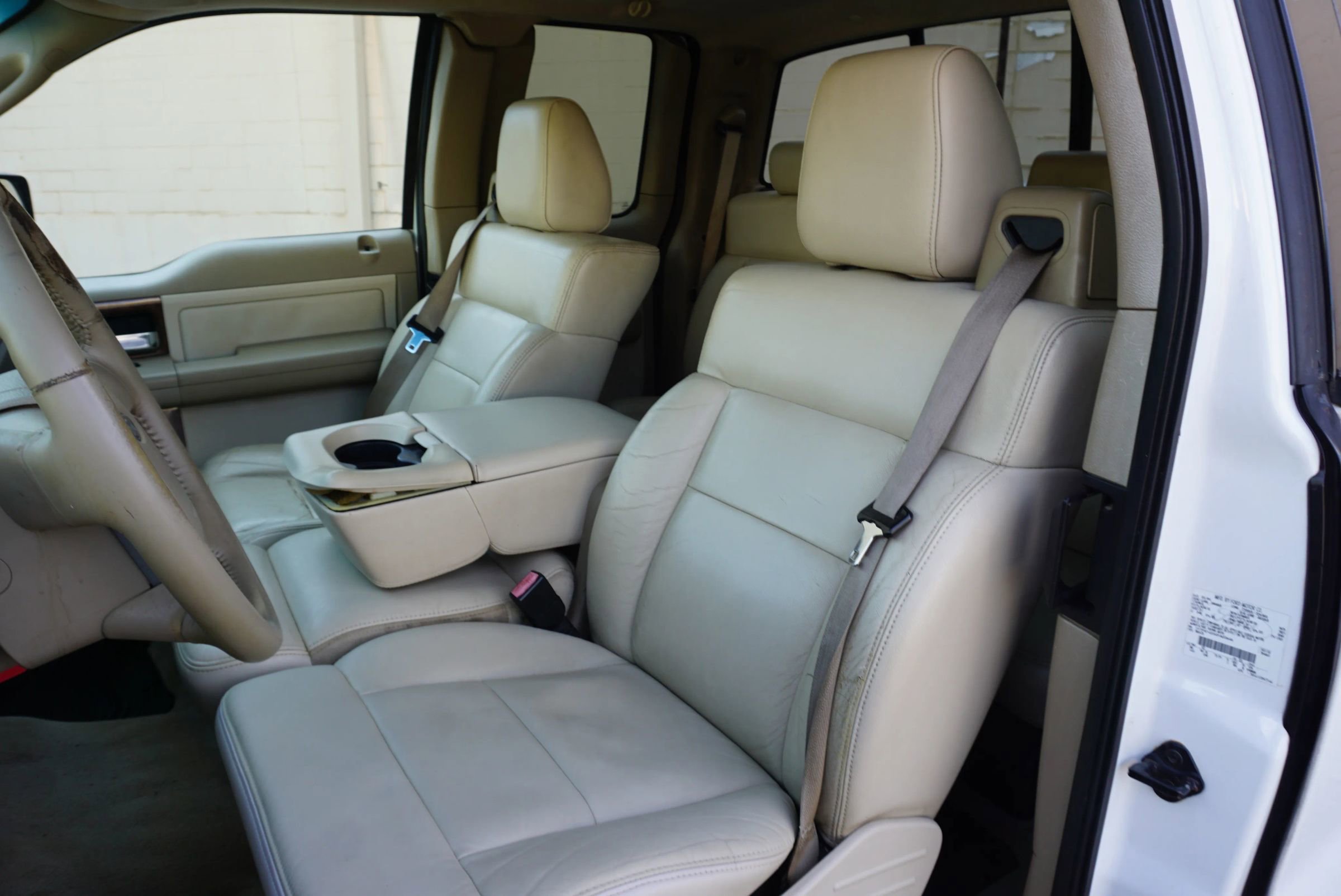 Used 2004 Ford F150 Lariat image 19