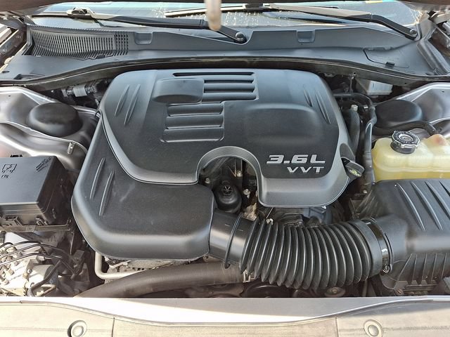 Used 2018 Dodge Charger SXT Plus RWD image 27