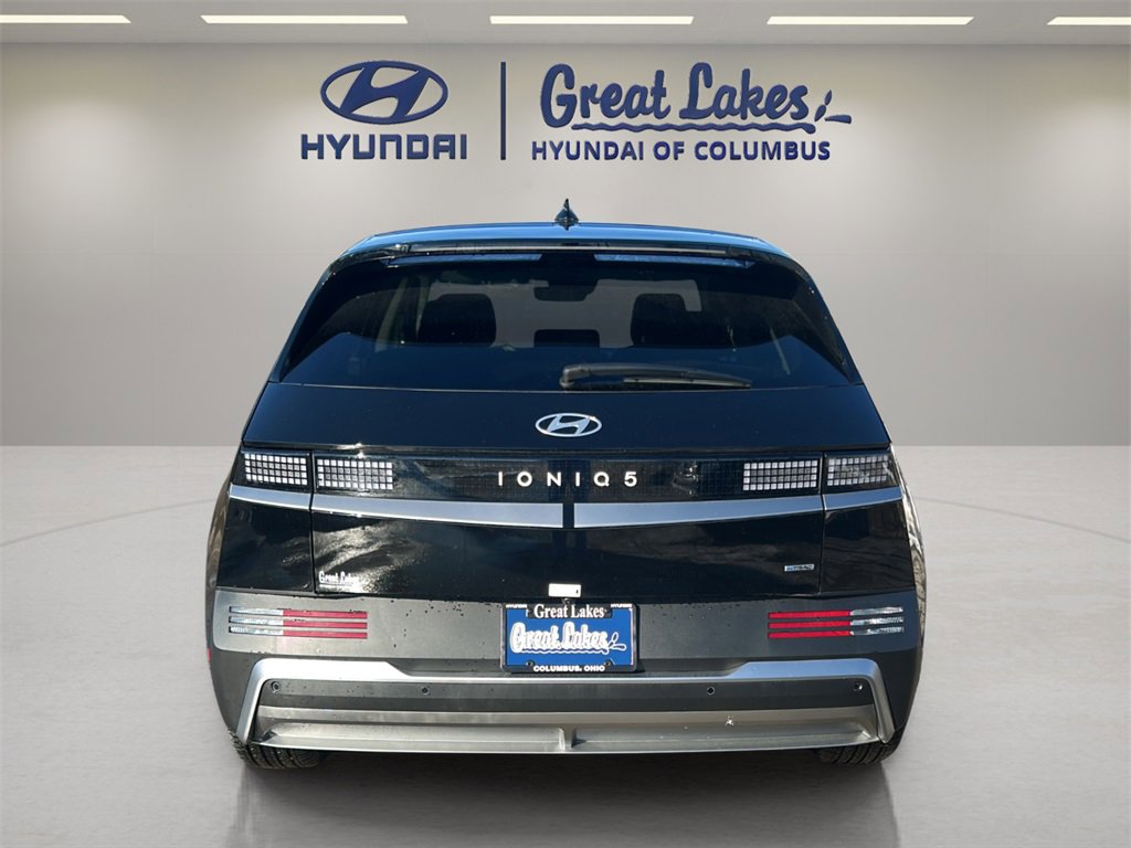 Certified 2025 Hyundai Ioniq 5 SE image 4