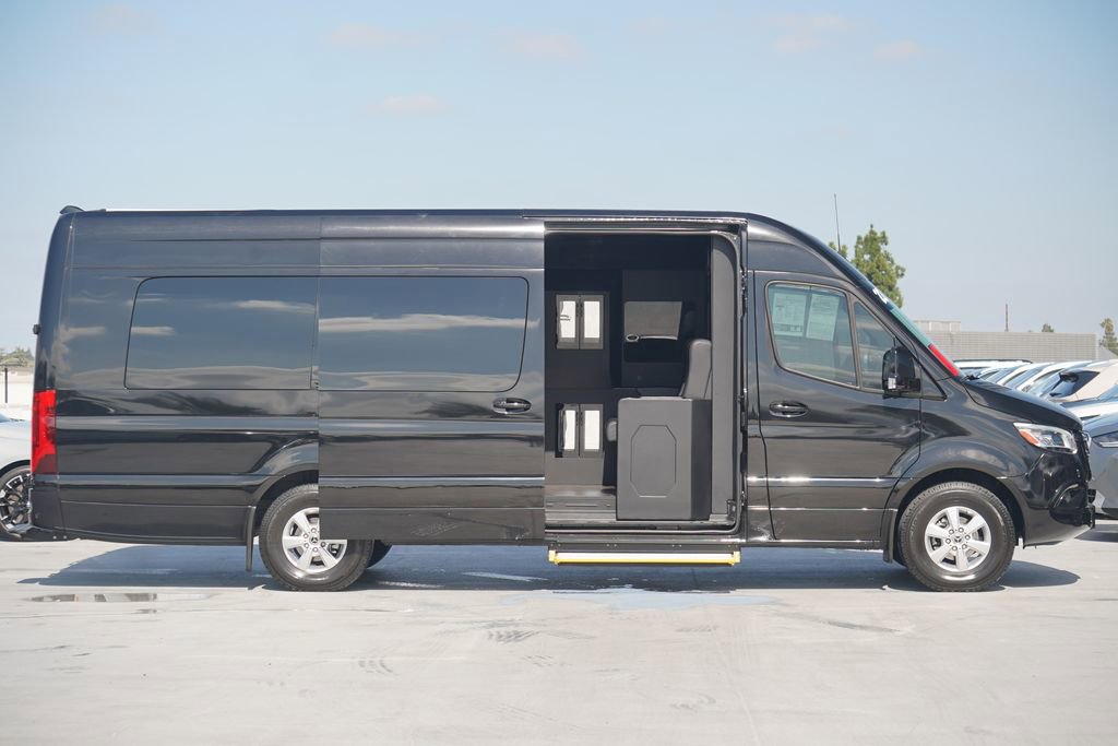 Used 2022 Mercedes-Benz Sprinter 2500 image 5