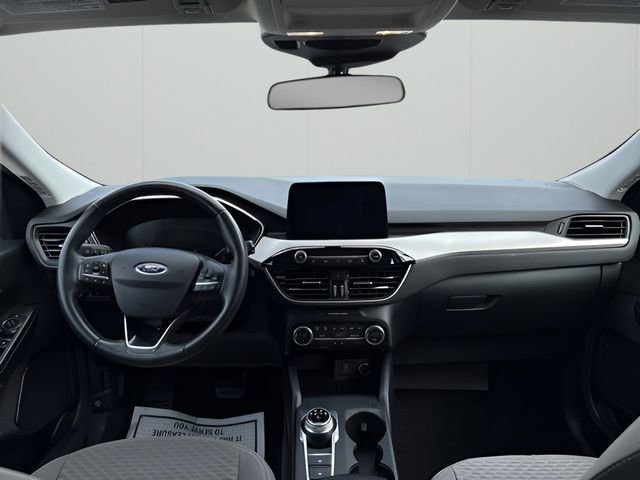 Used 2021 Ford Escape SE w/ SE Sport Appearance Package image 29