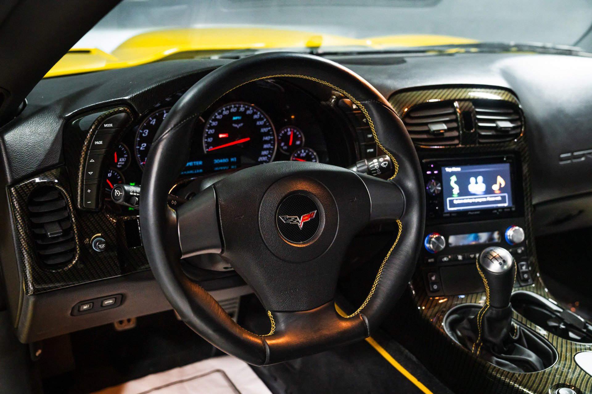 Used 2006 Chevrolet Corvette Z06 w/ Preferred Equipment Group image 20