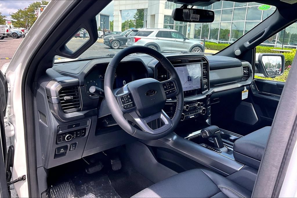 New 2026 Ford F150 Lariat w/ Equipment Group 502A High AWD/4WD image 6