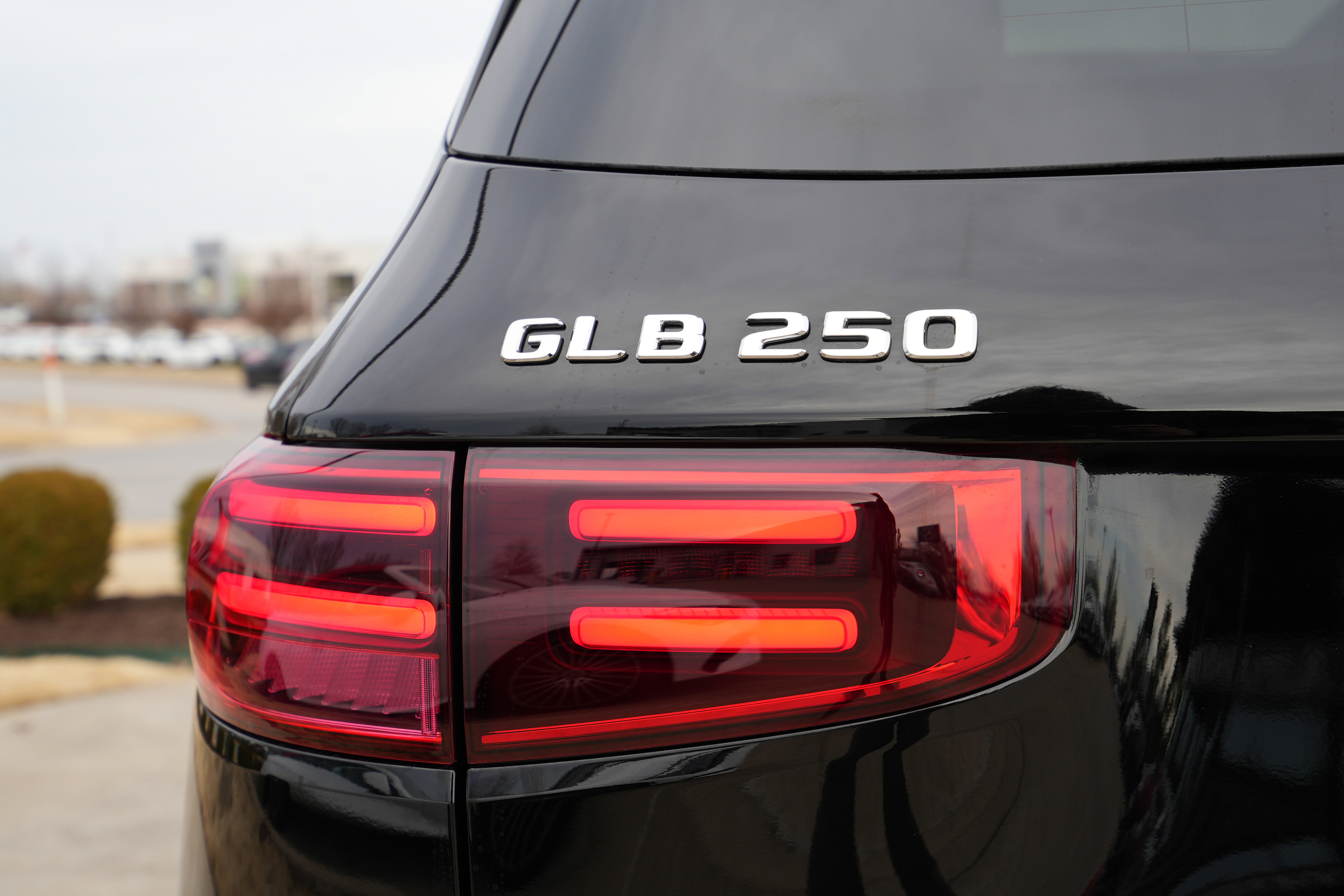 New 2026 Mercedes-Benz GLB 250 4MATIC image 14