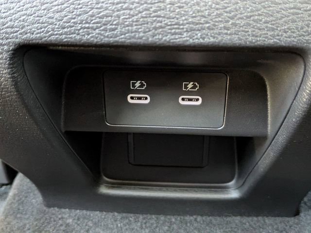 New 2026 Mitsubishi Outlander Trail Edition image 16