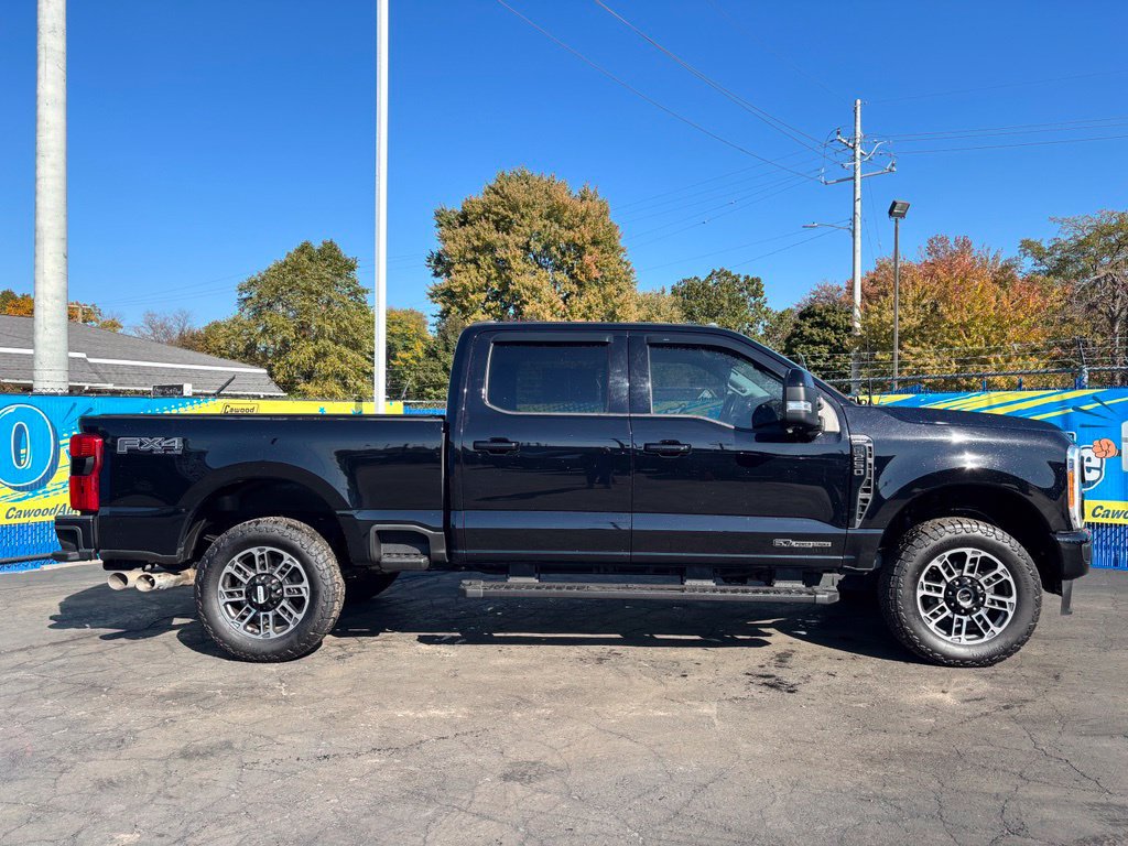 Used 2023 Ford F250 Lariat w/ Black Appearance Package AWD/4WD image 2