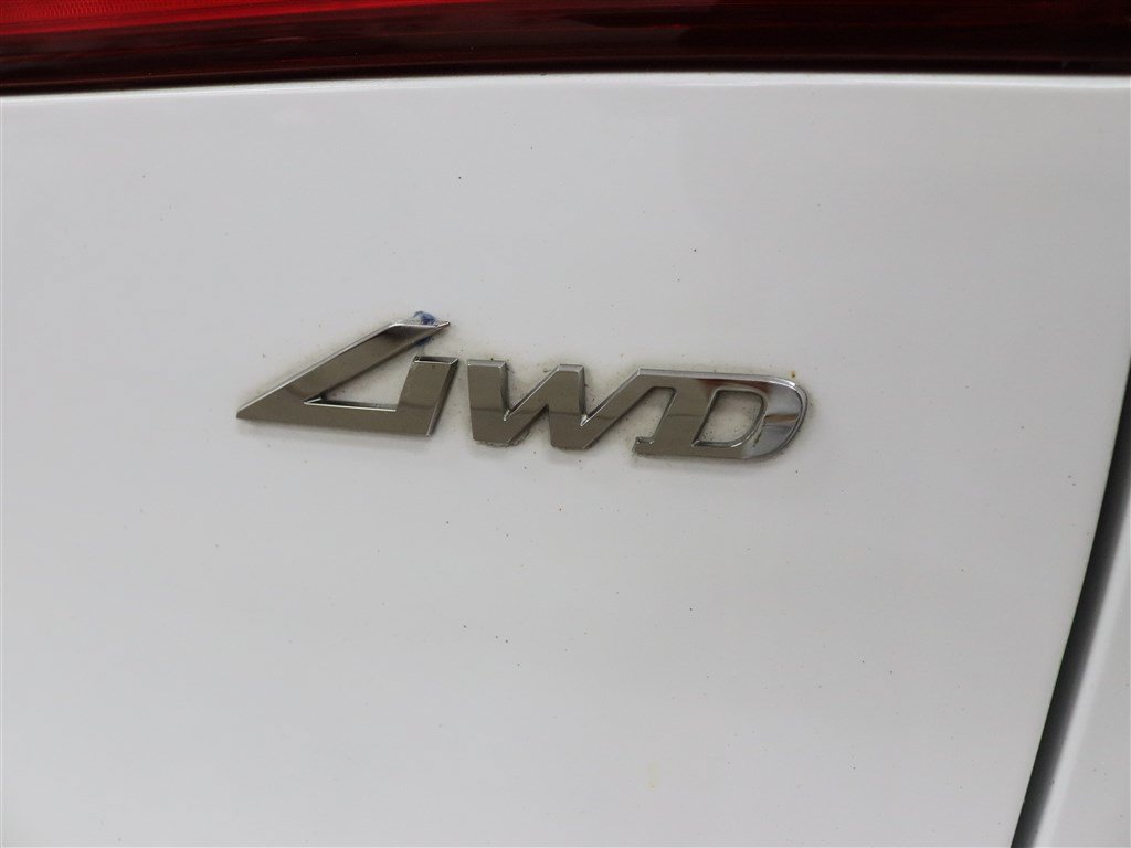 Used 2022 Genesis GV70 2.5T w/ Sport Prestige Package AWD/4WD image 9