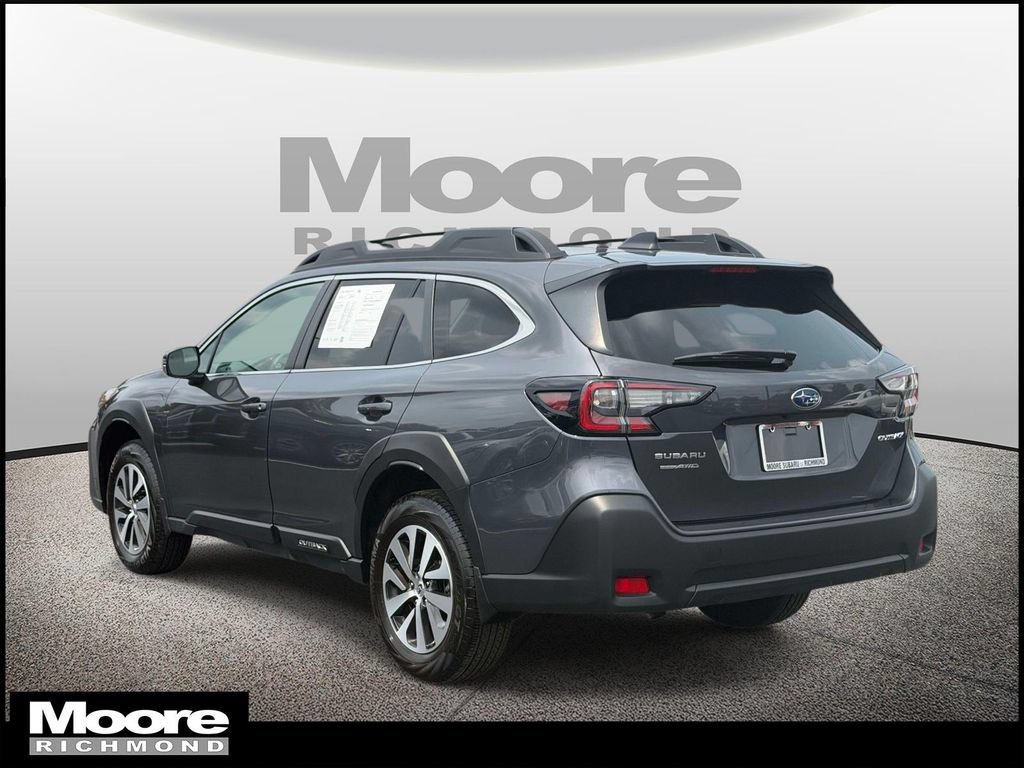 Certified 2025 Subaru Outback Premium AWD/4WD image 6